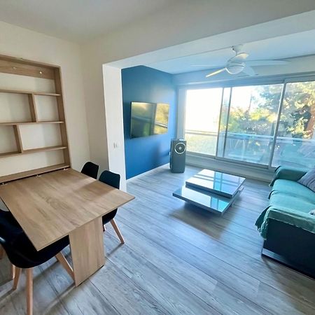 Apt Golfe Juan - 5Min Des Plages - Parking Privee - Piscine Rooftop Vallauris Exteriör bild