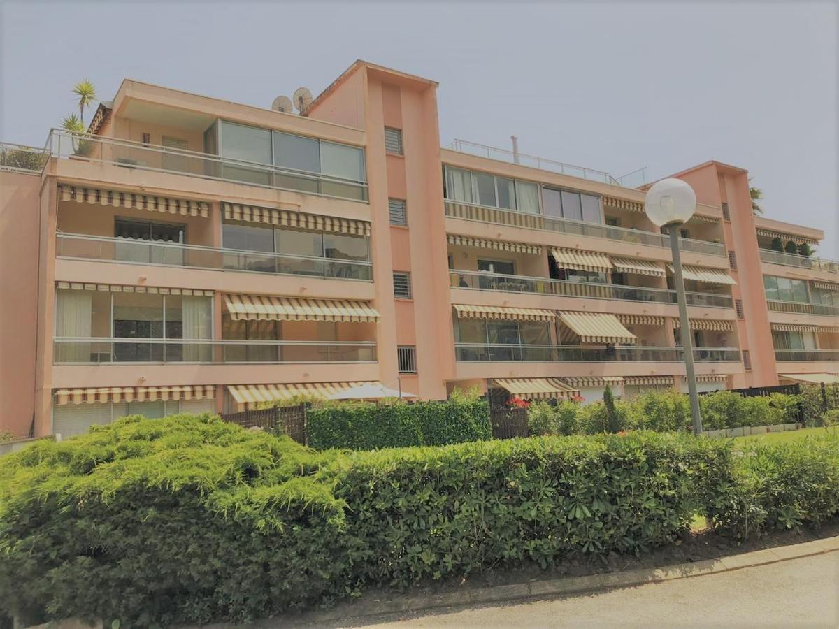 Apt Golfe Juan - 5Min Des Plages - Parking Privee - Piscine Rooftop Vallauris Exteriör bild
