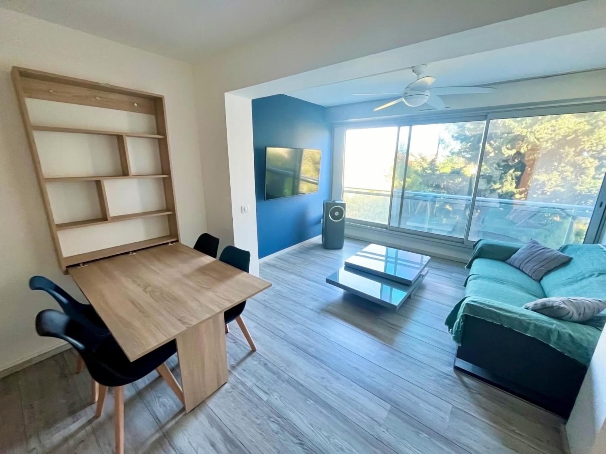 Apt Golfe Juan - 5Min Des Plages - Parking Privee - Piscine Rooftop Vallauris Exteriör bild